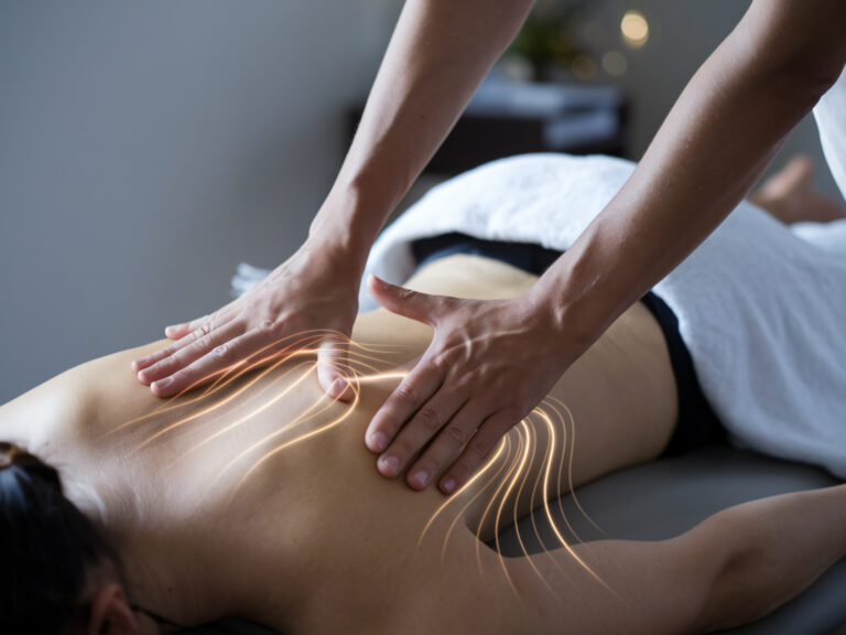 Massage bioénergétique cuirasses musculaires d'Alexander Lowen